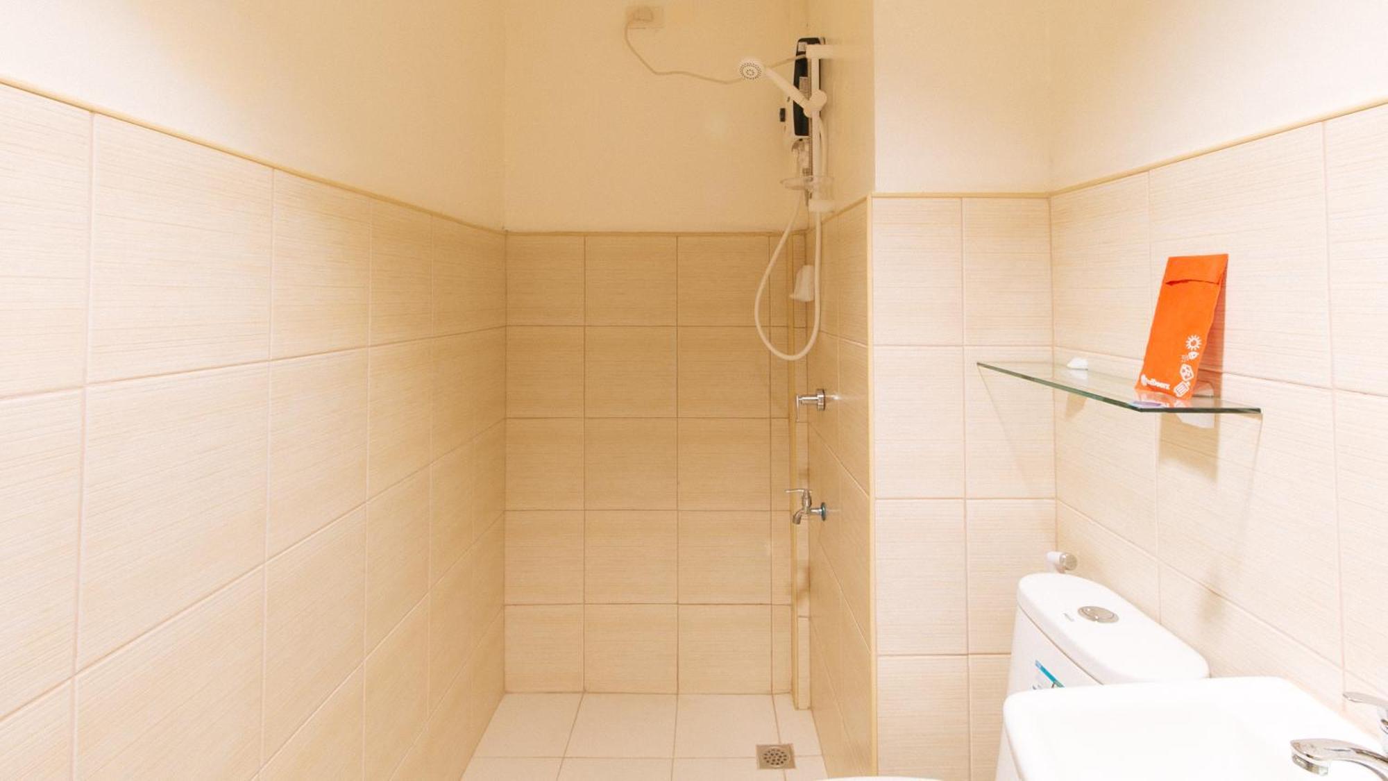 Reddoorz Plus At Alpina Heights Paranaque Paranaque City Luaran gambar
