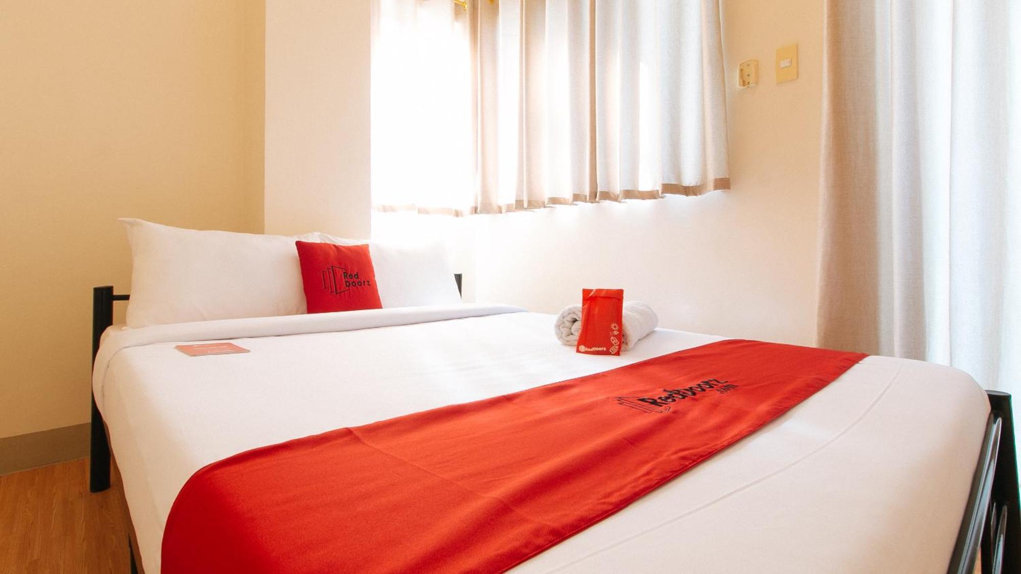 Reddoorz Plus At Alpina Heights Paranaque Paranaque City Luaran gambar