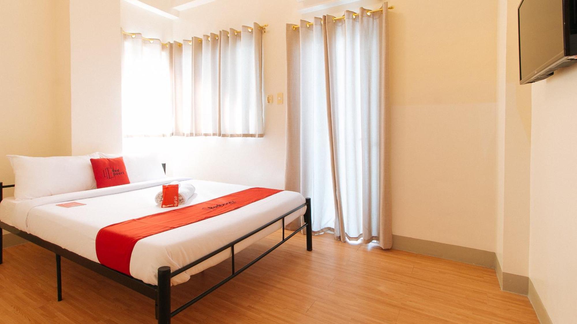 Reddoorz Plus At Alpina Heights Paranaque Paranaque City Luaran gambar