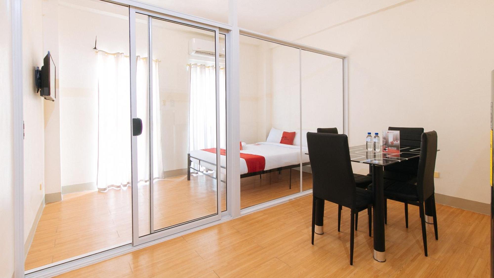 Reddoorz Plus At Alpina Heights Paranaque Paranaque City Luaran gambar
